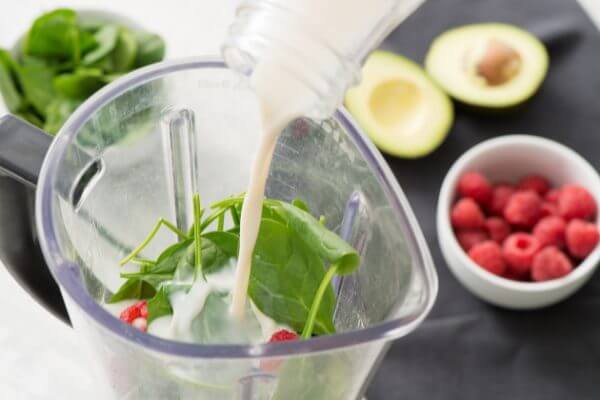 Raspberry Spinach Smoothie