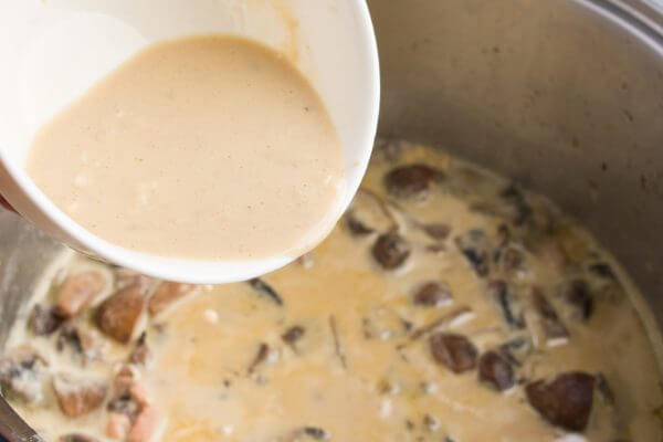 Keto Instant Pot Chicken and Mushrooms