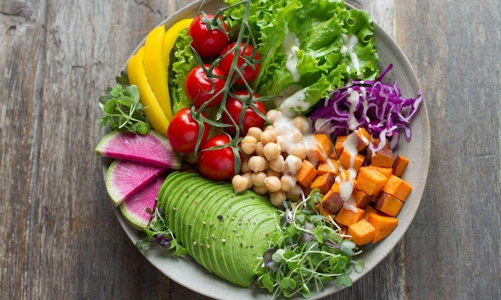 Raw Vegan Cinnamon Rolls, Hearty Salad, and Date Almond Energy Bites With Stacey & Koen Heiny