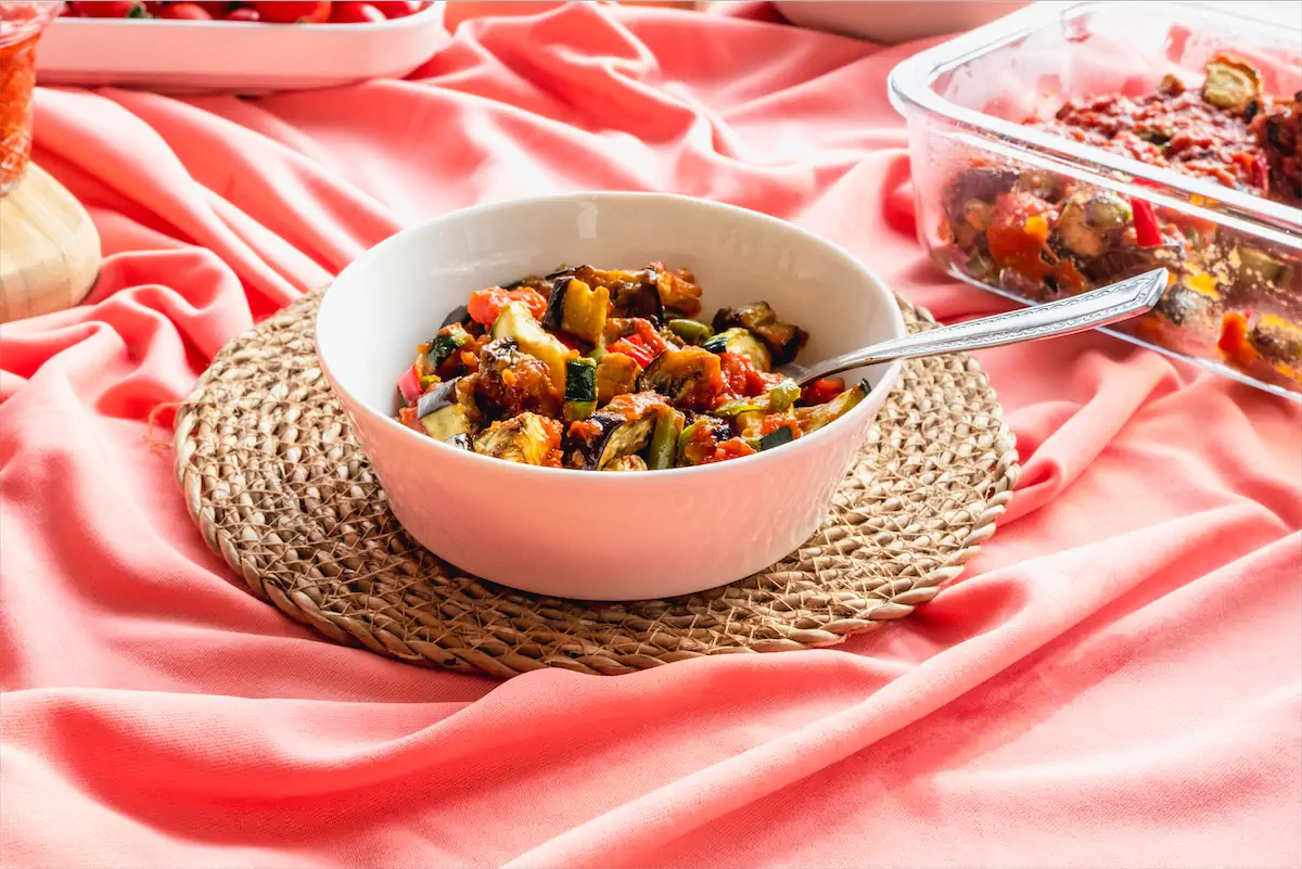 Vegetables in a bowl.