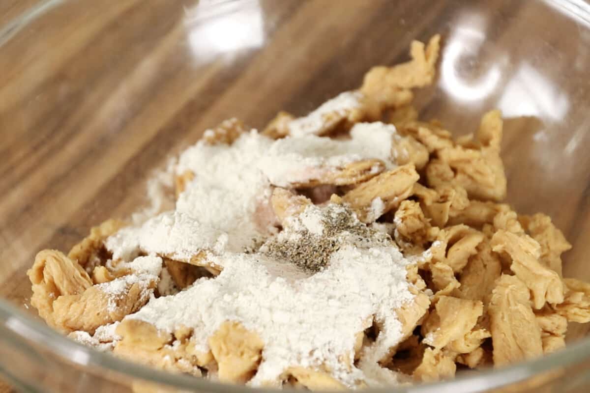 step by step - flour and spices adding into soy curls