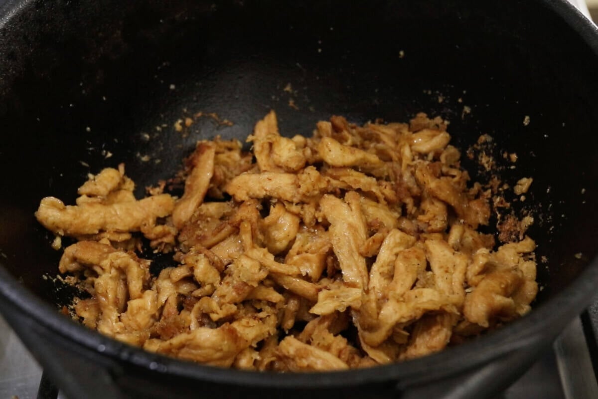 step by step - browned soy curl in pot