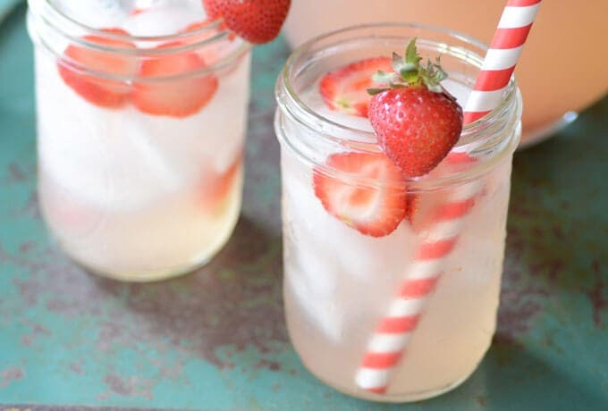 Sugar-Free-Strawberry-Lemonade-Recipe