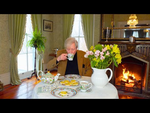 Unboxing My New Tea Set & Baking A Tea Time Treat!