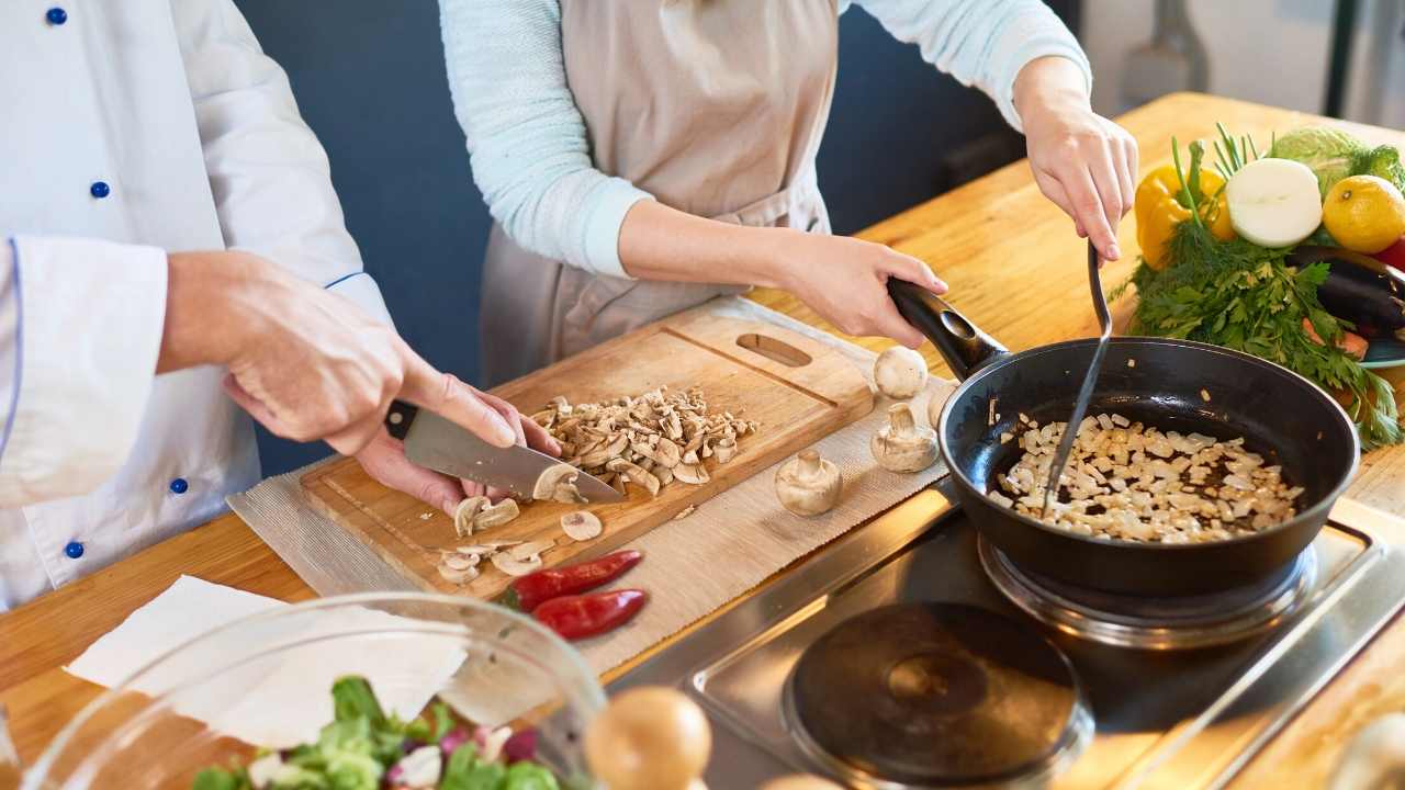 THE EASIEST 20-MINUTE KETO DINNER EVER - One-pot Pesto Chicken Skillet - CHEF MICHAEL