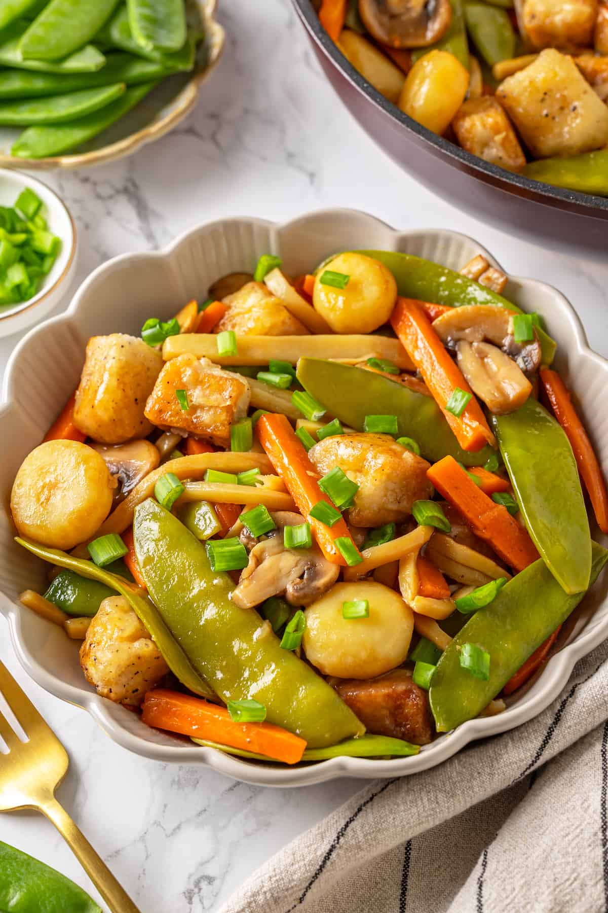 Vegan moo goo gai pan in bowl