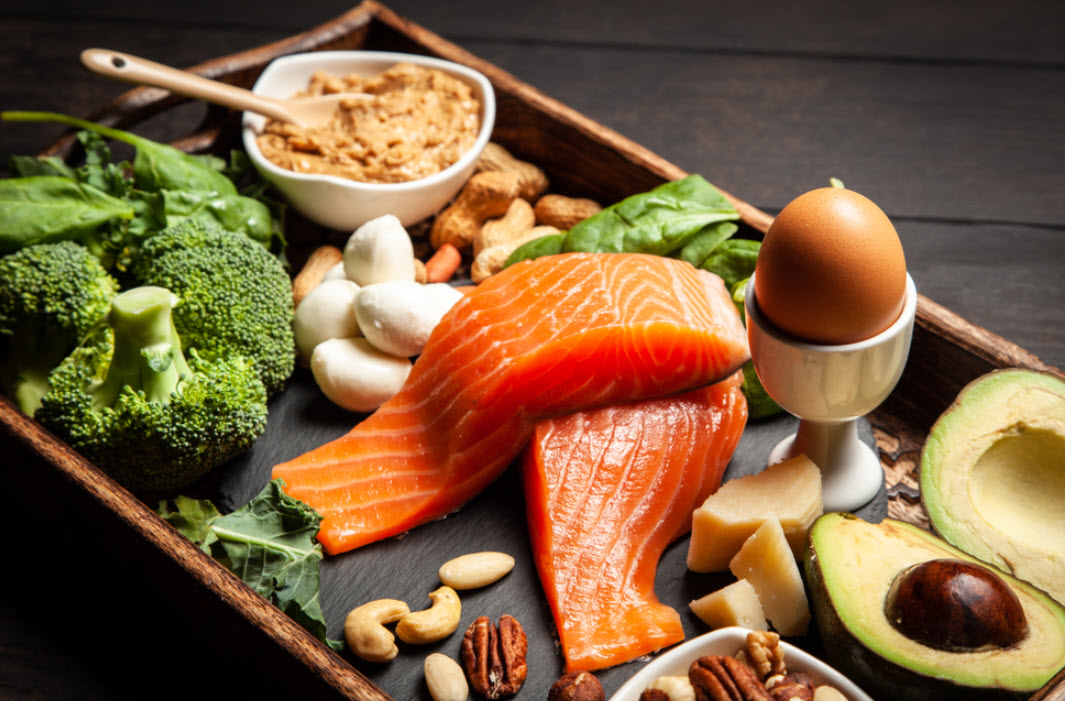 Smoked Salmon and Cream Cheese Plate