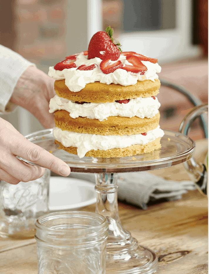 Low-Carb Strawberry Shortcake