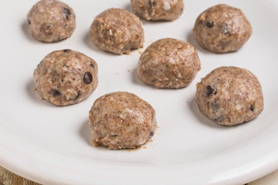 Keto No-Bake Dairy-Free Protein Balls