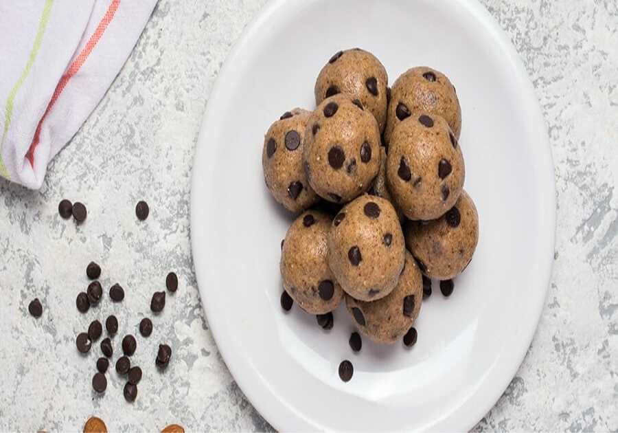 Keto Chocolate Almond Protein Balls